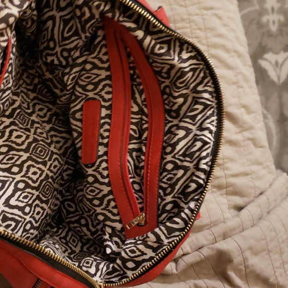 Purse - Picture 2 of 3